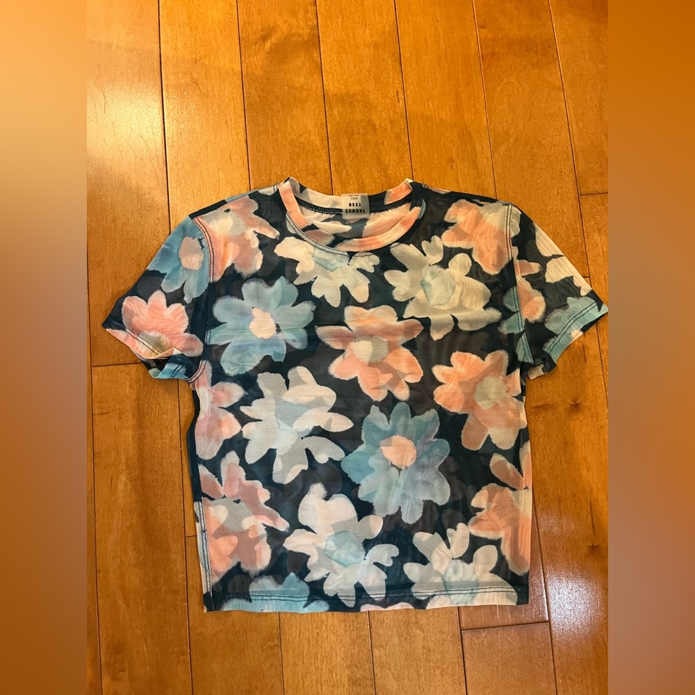 Sunday Best Blue Pink Crop Top Floral Crew Neck